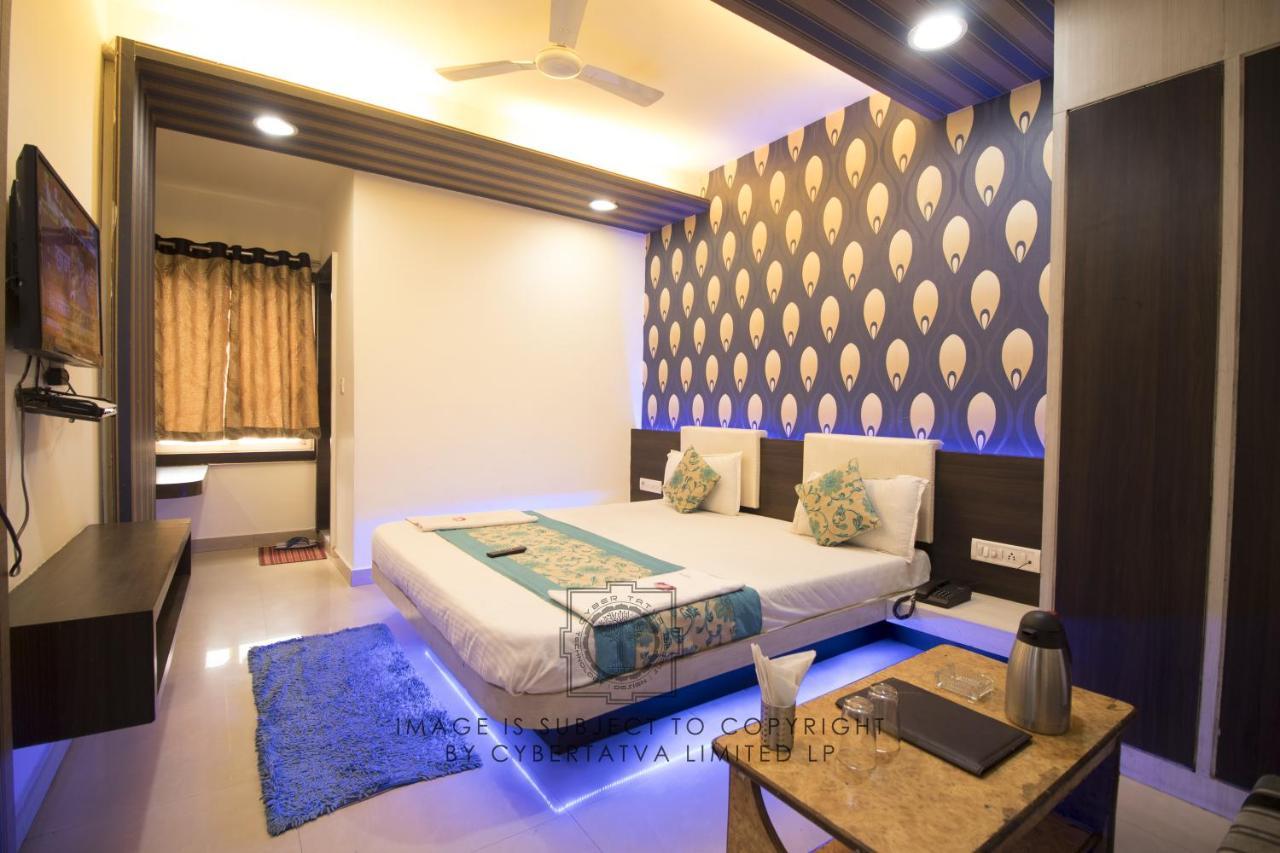 Hotel Maa Ganga Palace Бхопал Экстерьер фото