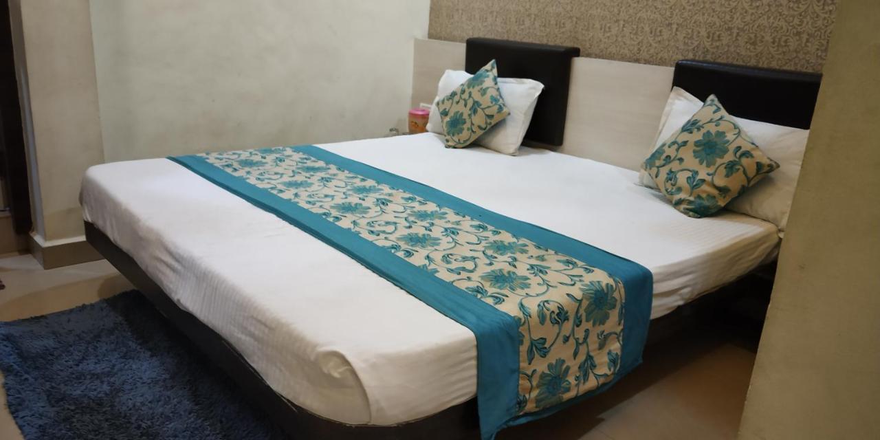 Hotel Maa Ganga Palace Бхопал Экстерьер фото